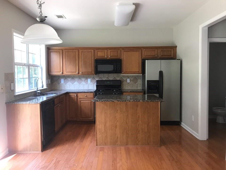 8930 Ruel Lane Suwanee, GA 30024 - Photo 4 of 8