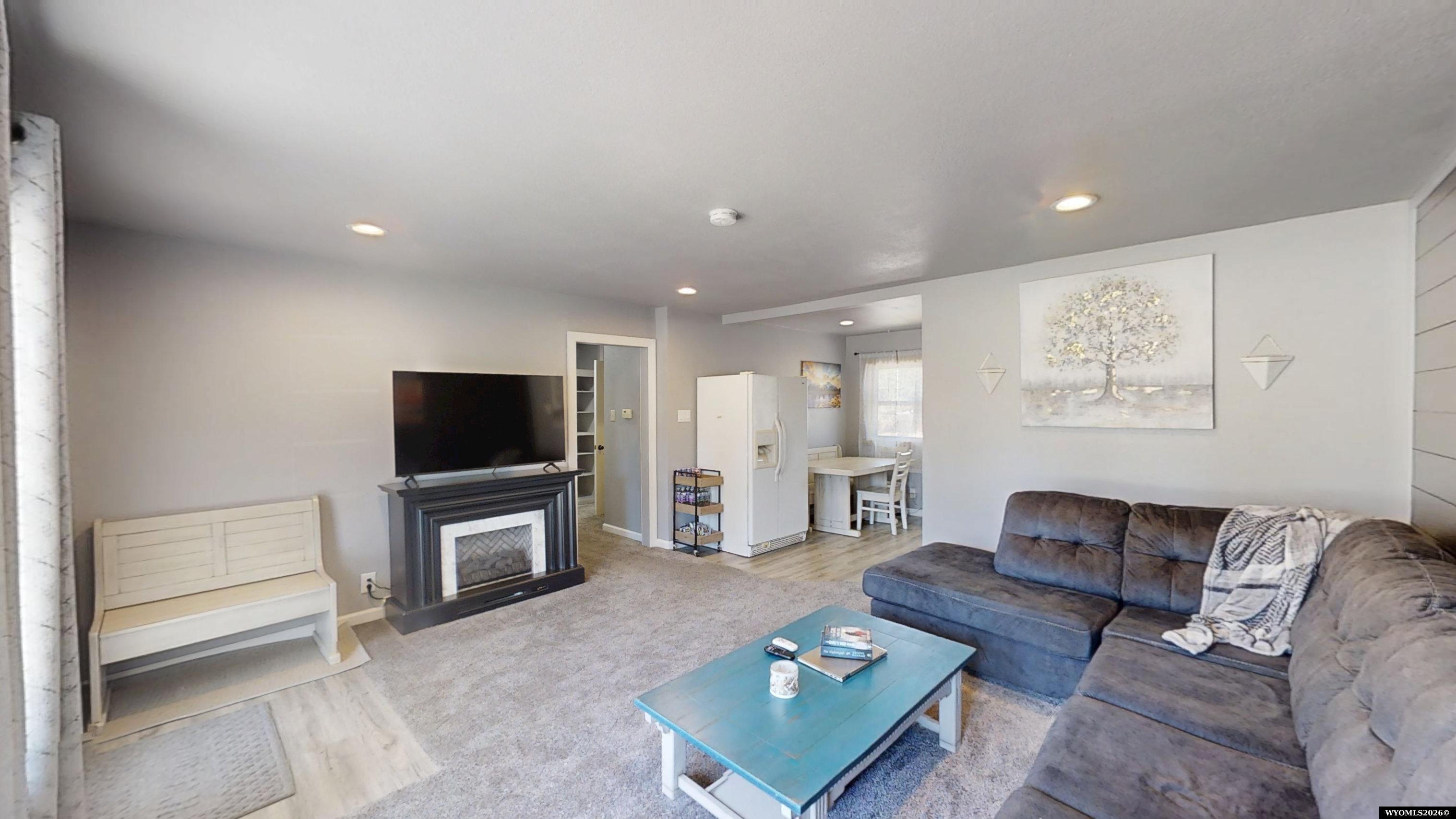 465 Trigood Drive Casper, WY 82609 - Photo 3 of 30