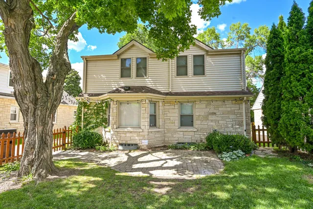 $499,900 | 2616 North 85th Street, Wauwatosa, WI 53226