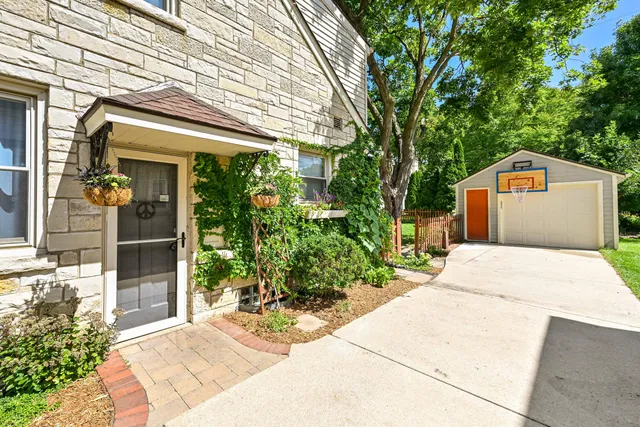 $499,900 | 2616 North 85th Street, Wauwatosa, WI 53226