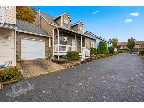 $438,500 | 419 Northeast 7th Avenue, Camas, WA 98607
