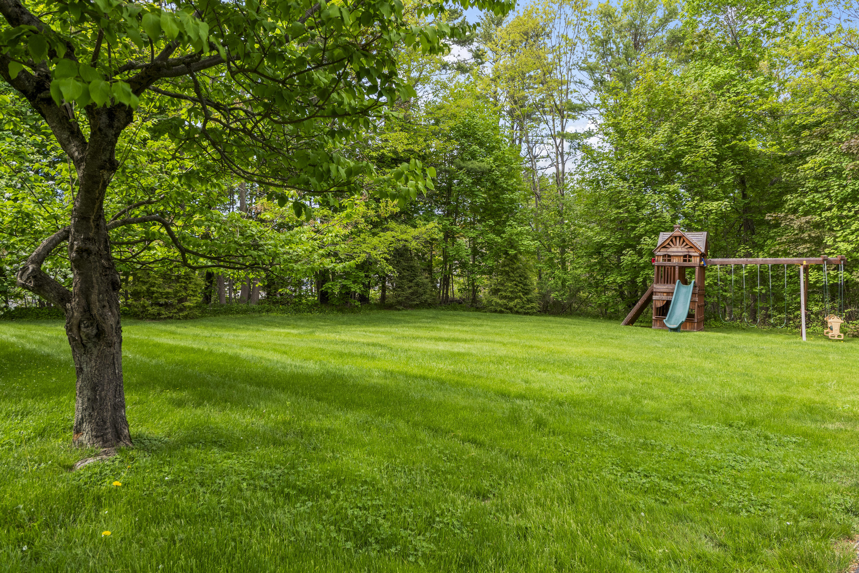 127 Foreside Road Falmouth, ME 04105 - Photo 12 of 59 127 Foreside Rd_133