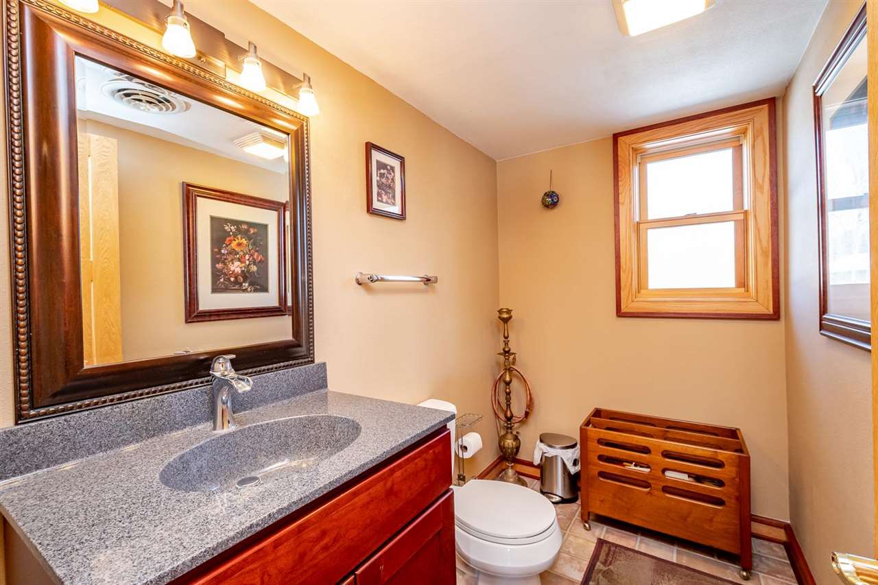 2659 Newport Road Northeast Solon, IA 52333 - Photo 20 of 44 Gallery Image 20