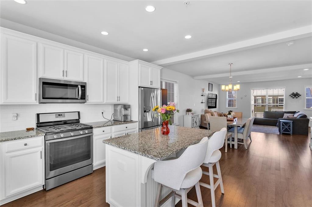 1133 Sray Lane Bridgeville, PA 15017 - Photo 14 of 32