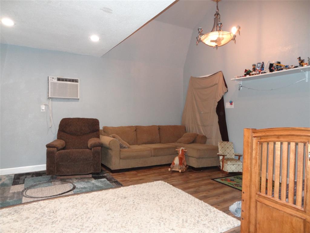 126 Deer Run Road Mabank, TX 75156 - Photo 1 of 20 a living room with furniture and a window