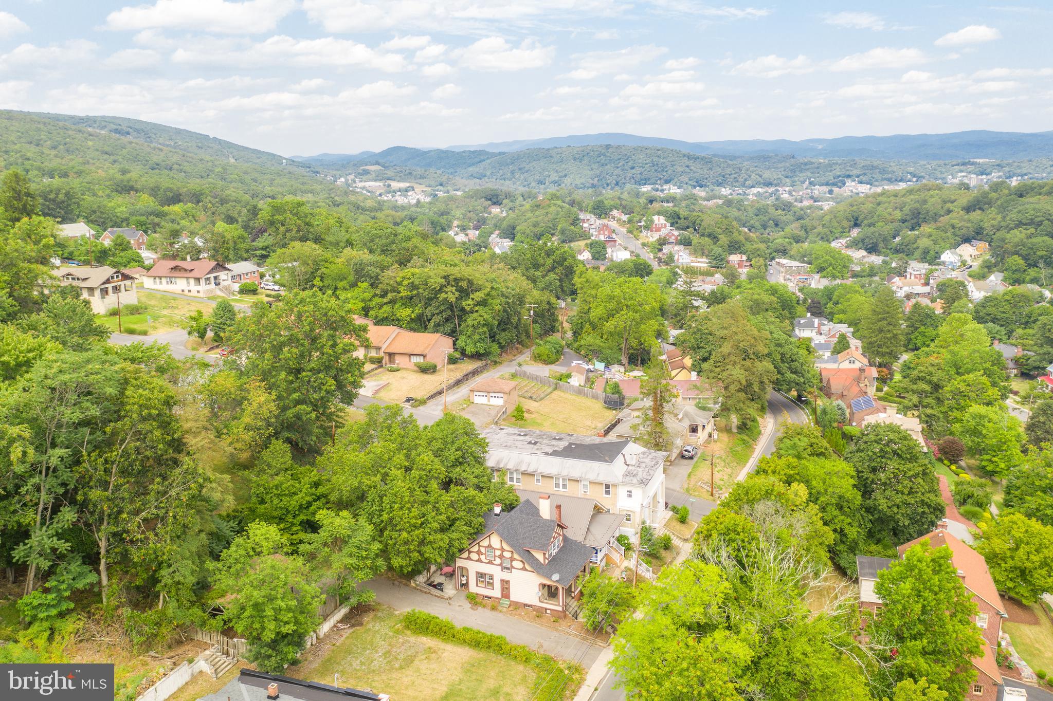 905 Braddock Road Cumberland, MD 21502 - Photo 3 of 41 Gallery Image 3