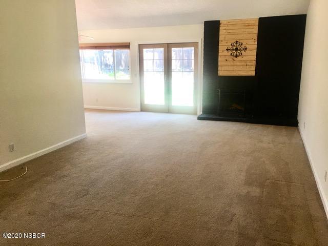 4331 Rigel Avenue Lompoc, CA 93436 - Photo 3 of 10 image9