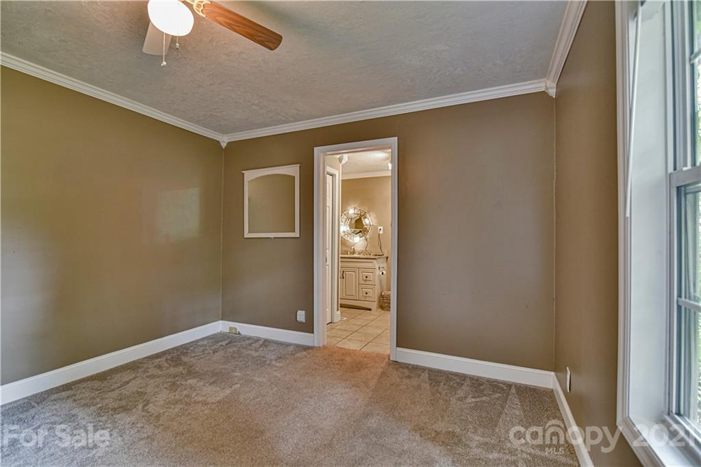 30 Ballard Road, Unit 2 Weaverville, NC 28787 - Photo 11 of 23 Gallery Image 11