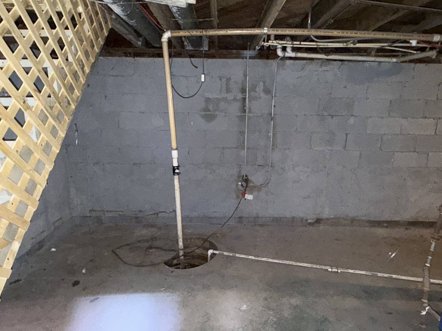 625 South Gordon Avenue Kankakee, IL 60901 - Photo 12 of 15 a bathroom with a shower