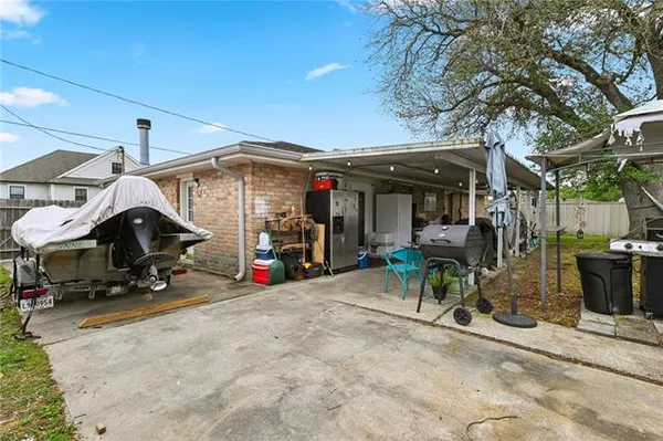 $220,000 | 3312 Volpe Drive, Chalmette, LA 70043