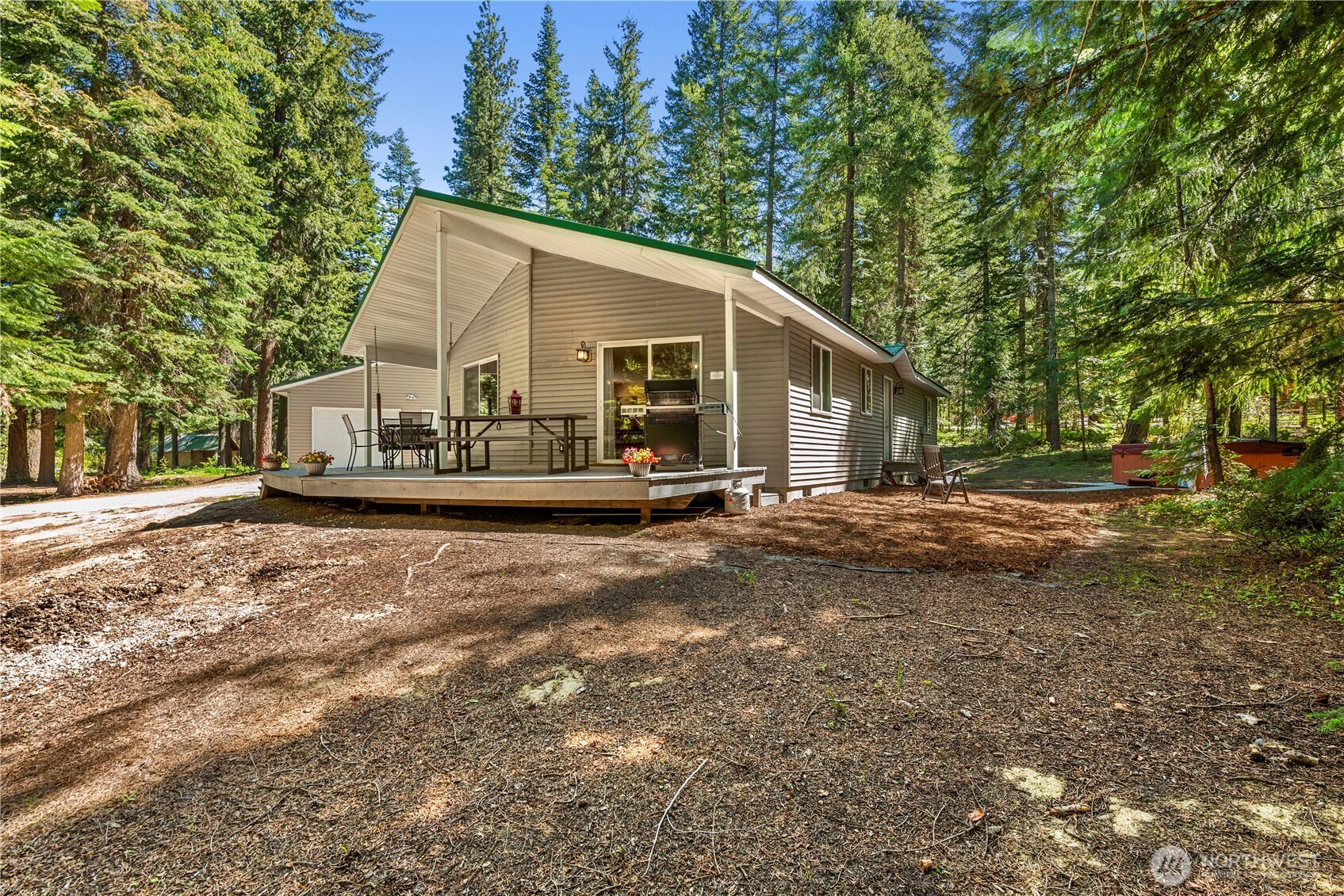 18555 Karl Road Leavenworth, WA 98826 - Photo 1 of 32 Gallery Image 1