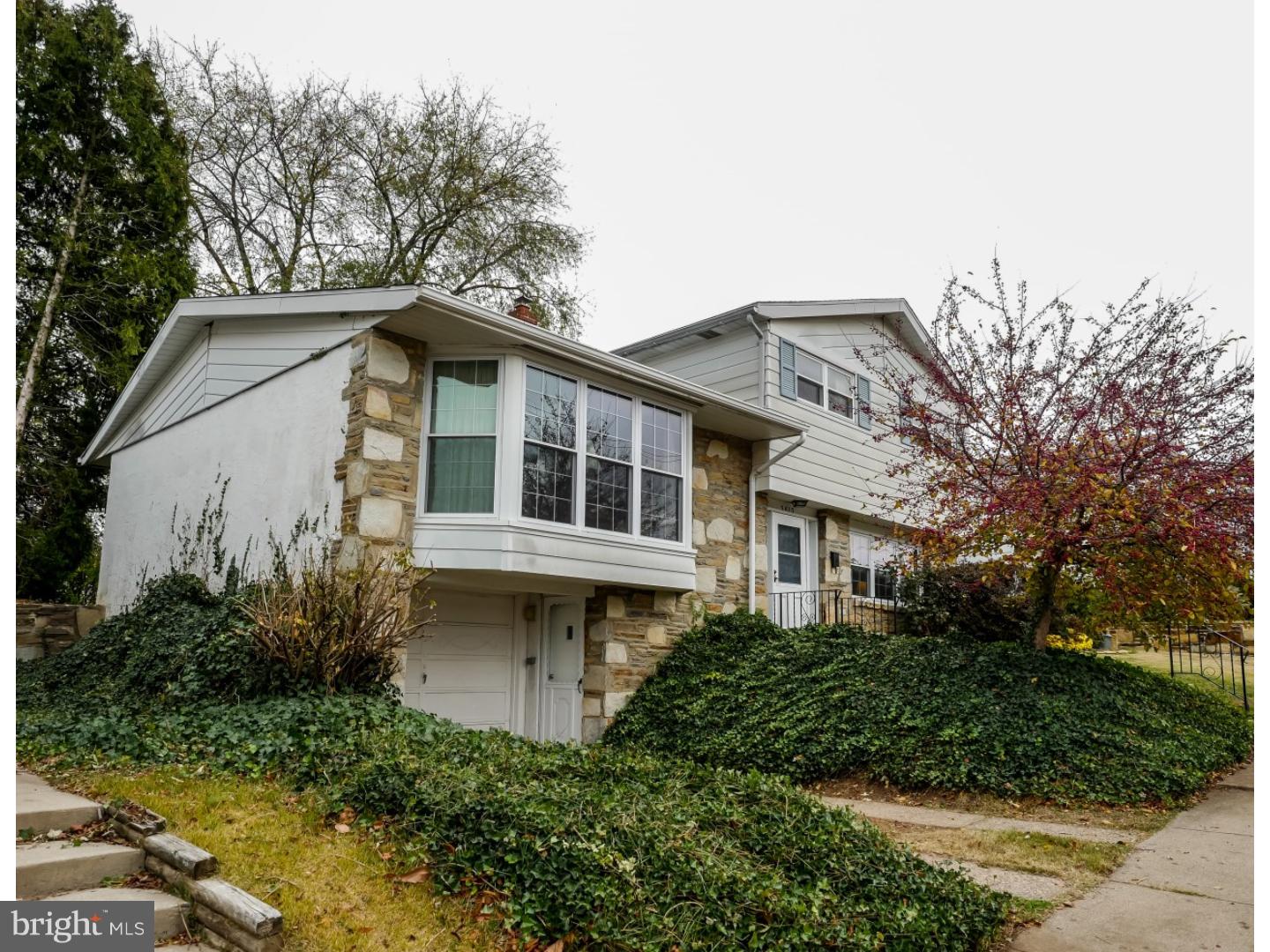3813 Dorchester Road Philadelphia, PA 19154 - Photo 2 of 25 Exterior Front
