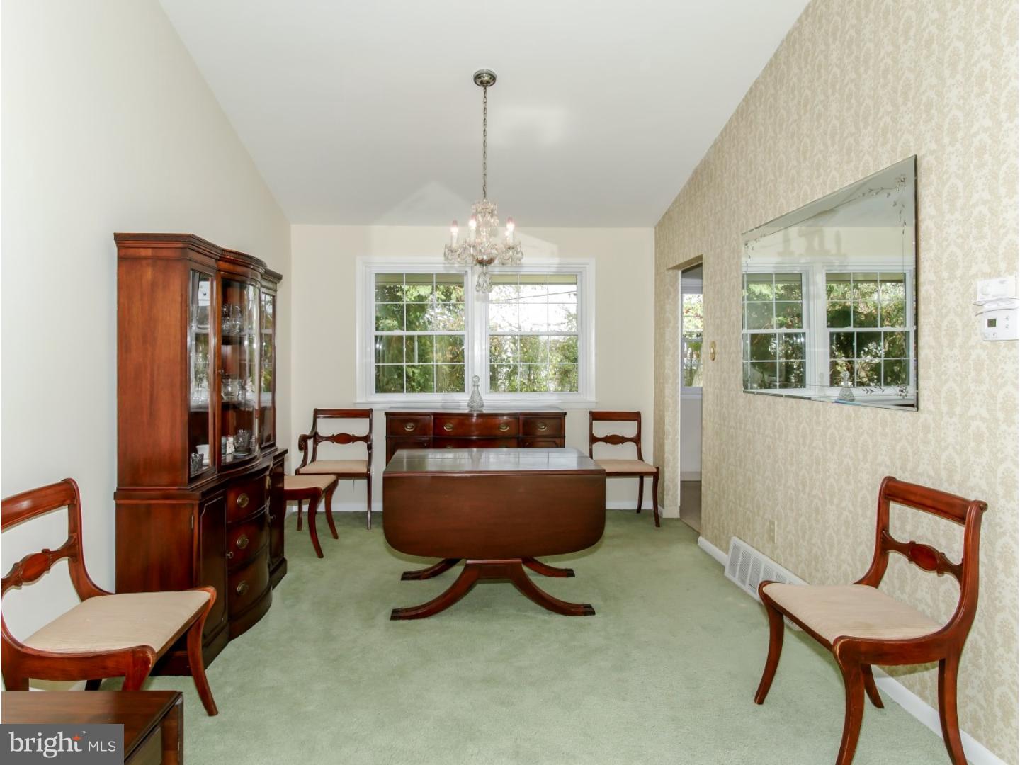 3813 Dorchester Road Philadelphia, PA 19154 - Photo 11 of 25 Dining Room