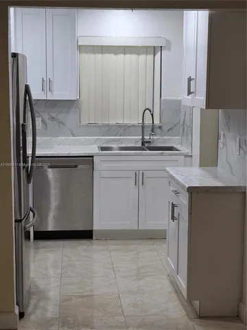 $170,000 | 6501 Winfield Boulevard, Unit A11A, Margate, FL 33063