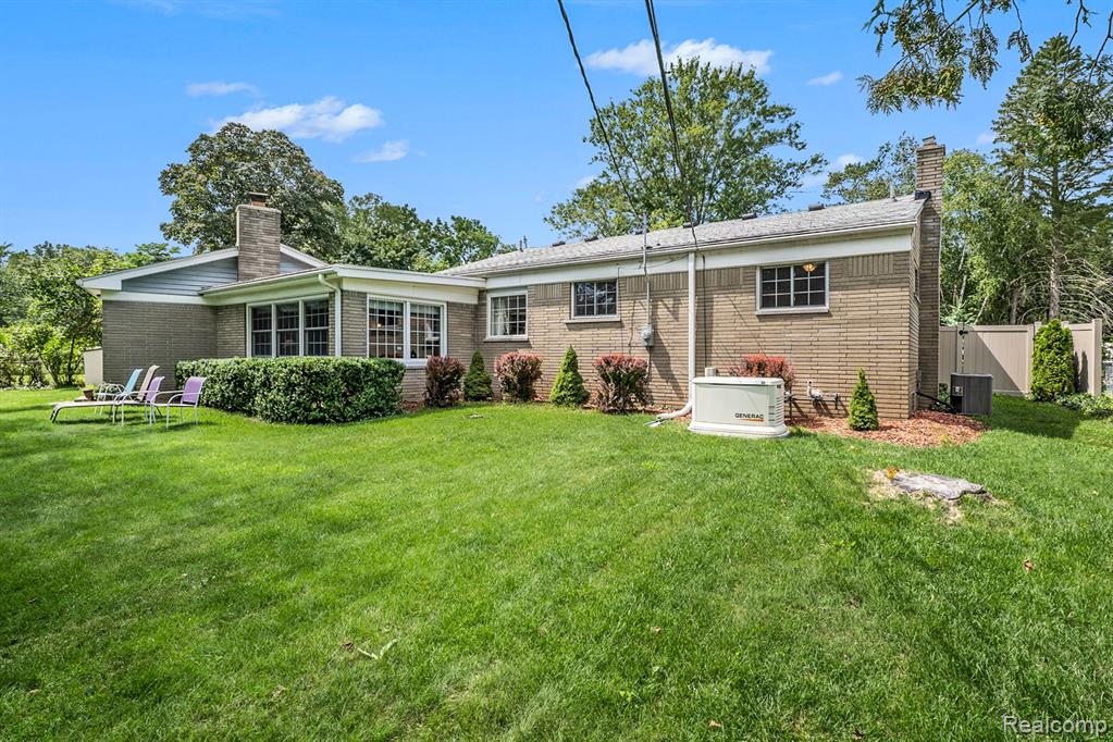 311 Reitman Court Rochester Hills, MI 48307 - Photo 25 of 32