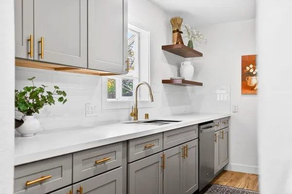 $449,900 | 4001 58th Street, Sacramento, CA 95820