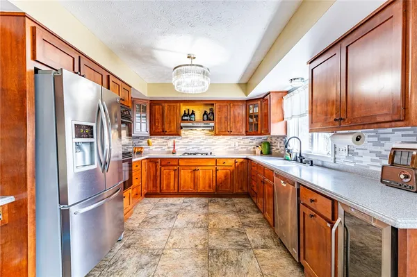 $399,900 | 199 Windmill Trail, Ogden, NY 14624