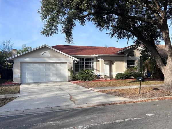 $2,750 | 9224 Sunflower Drive, Tampa, FL 33647