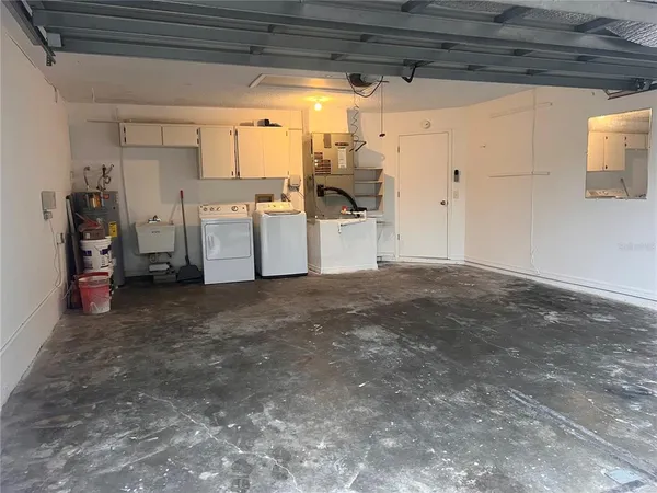 $2,750 | 9224 Sunflower Drive, Tampa, FL 33647