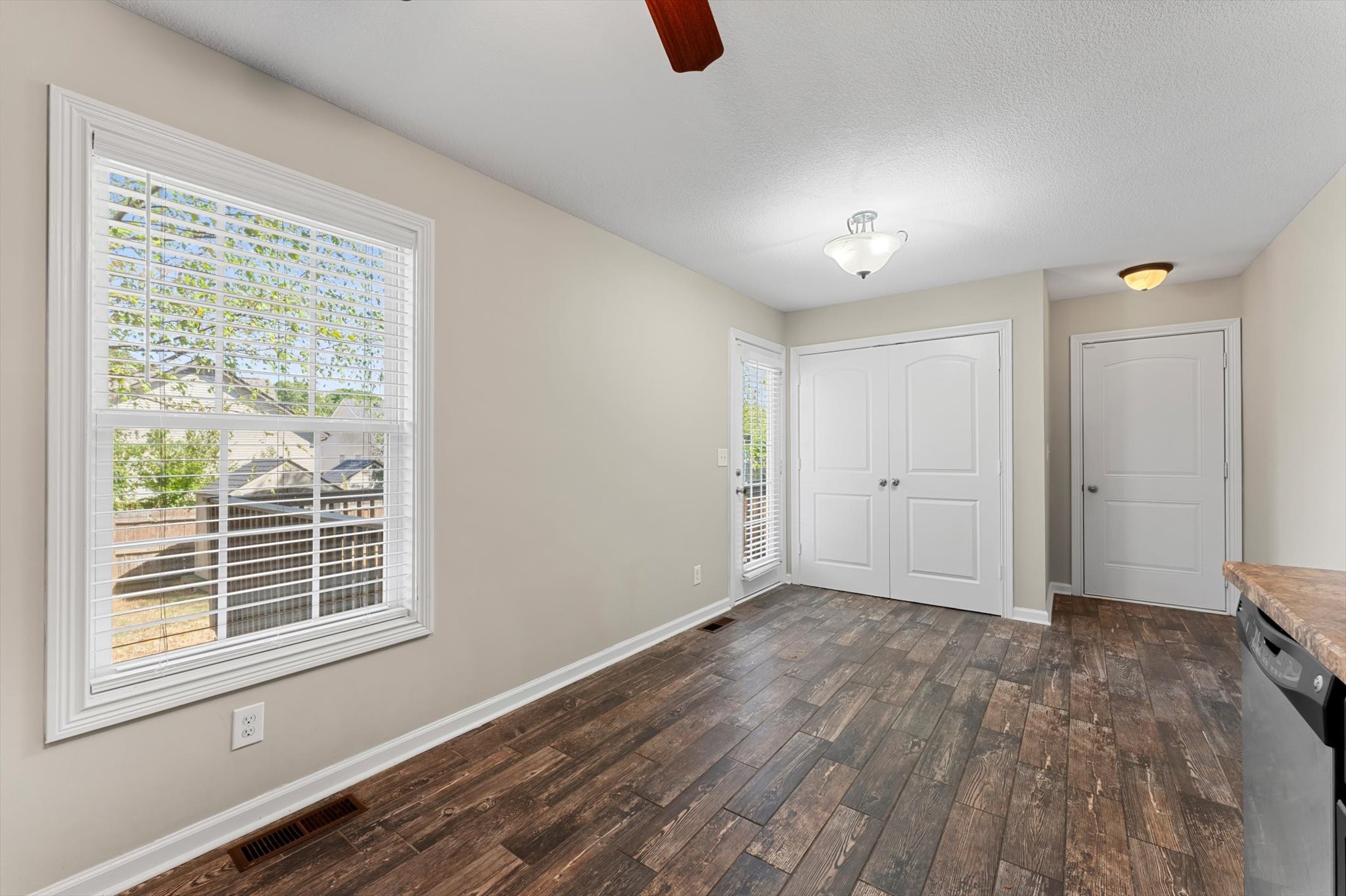 3731 Suiter Road Clarksville, TN 37040 - Photo 13 of 41