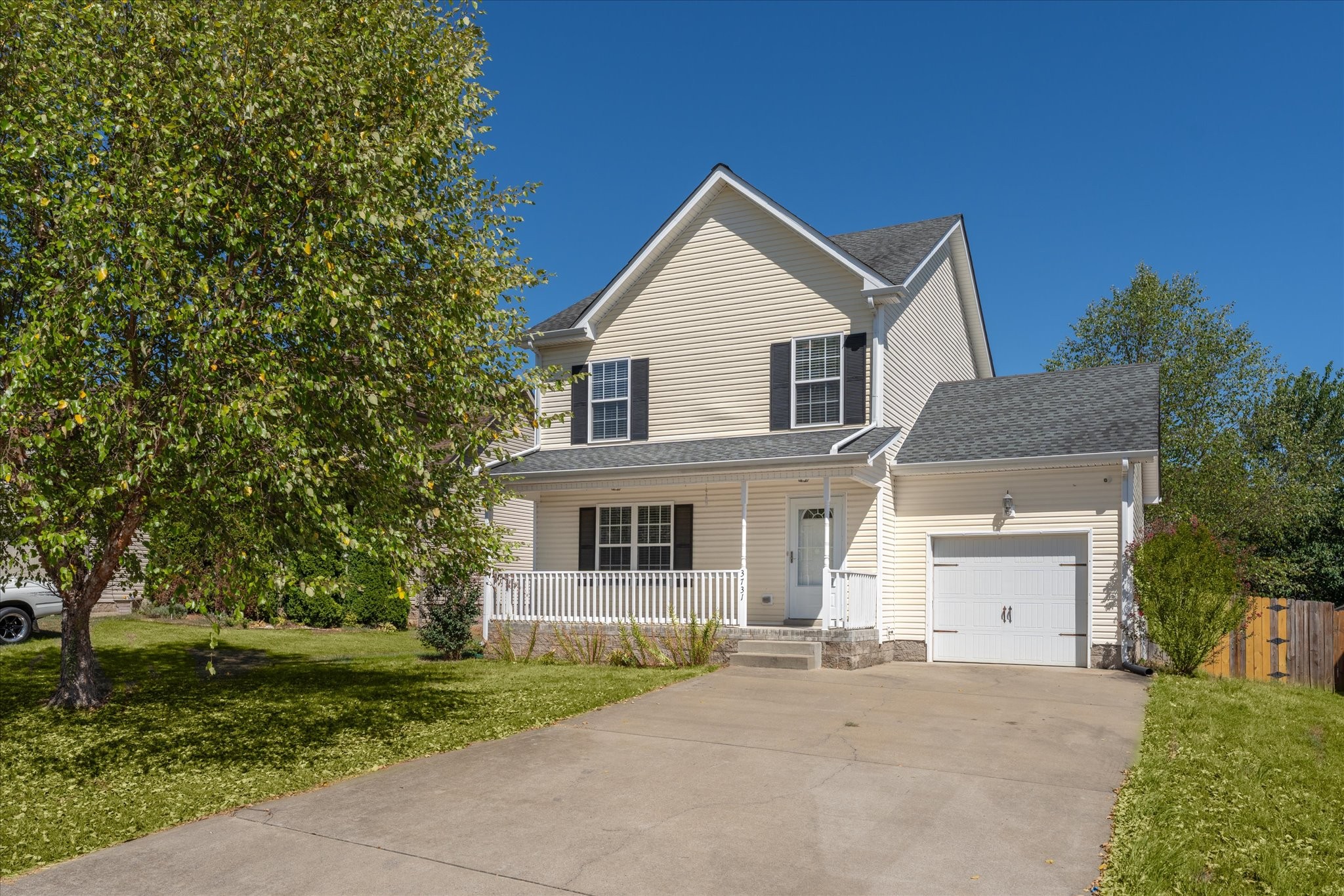 3731 Suiter Road Clarksville, TN 37040 - Photo 2 of 41