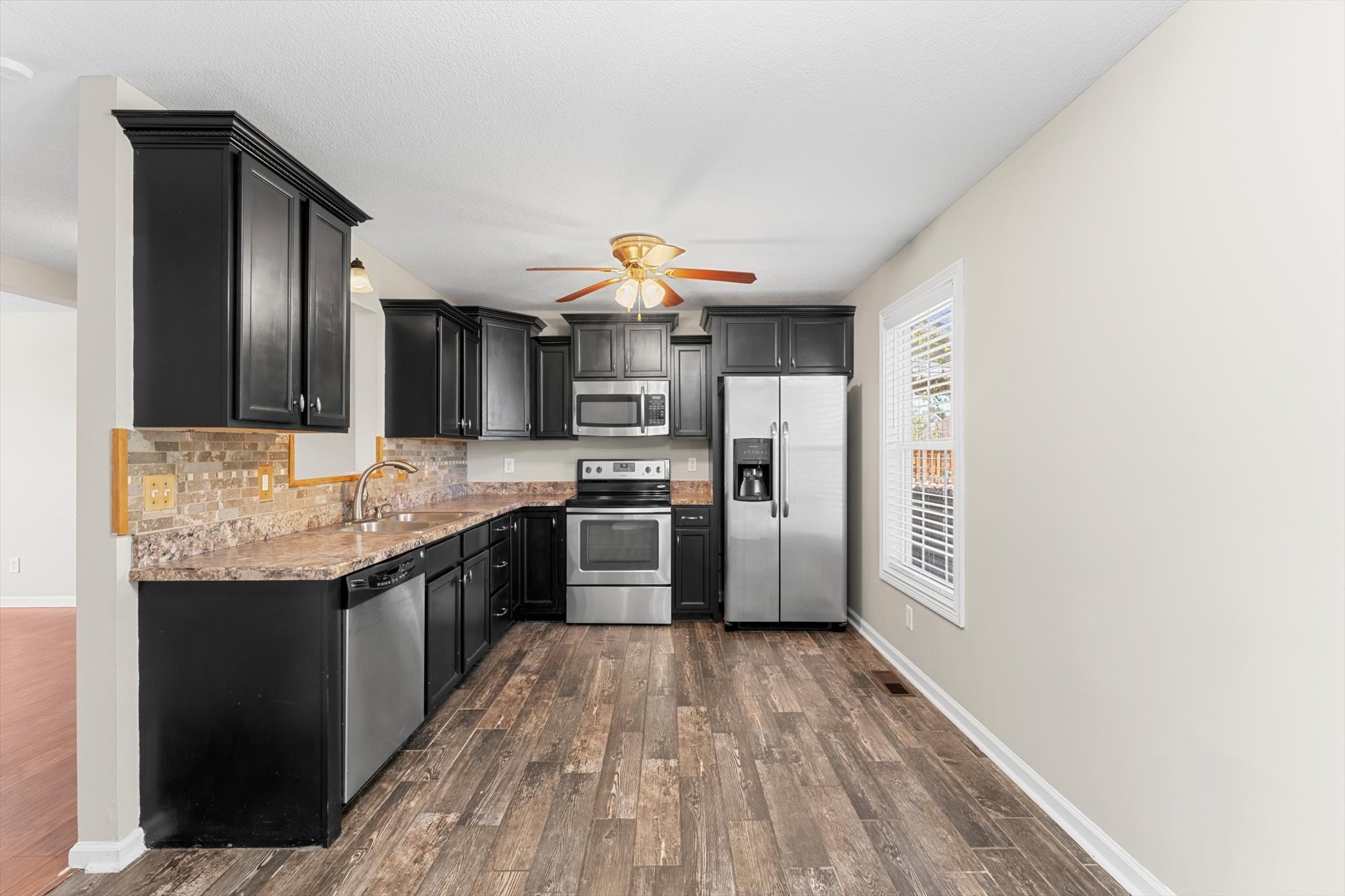 3731 Suiter Road Clarksville, TN 37040 - Photo 9 of 41