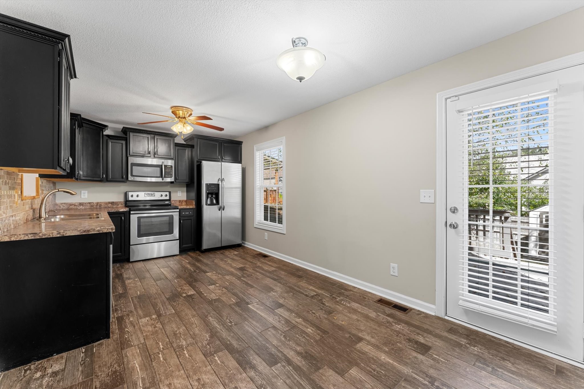 3731 Suiter Road Clarksville, TN 37040 - Photo 10 of 41