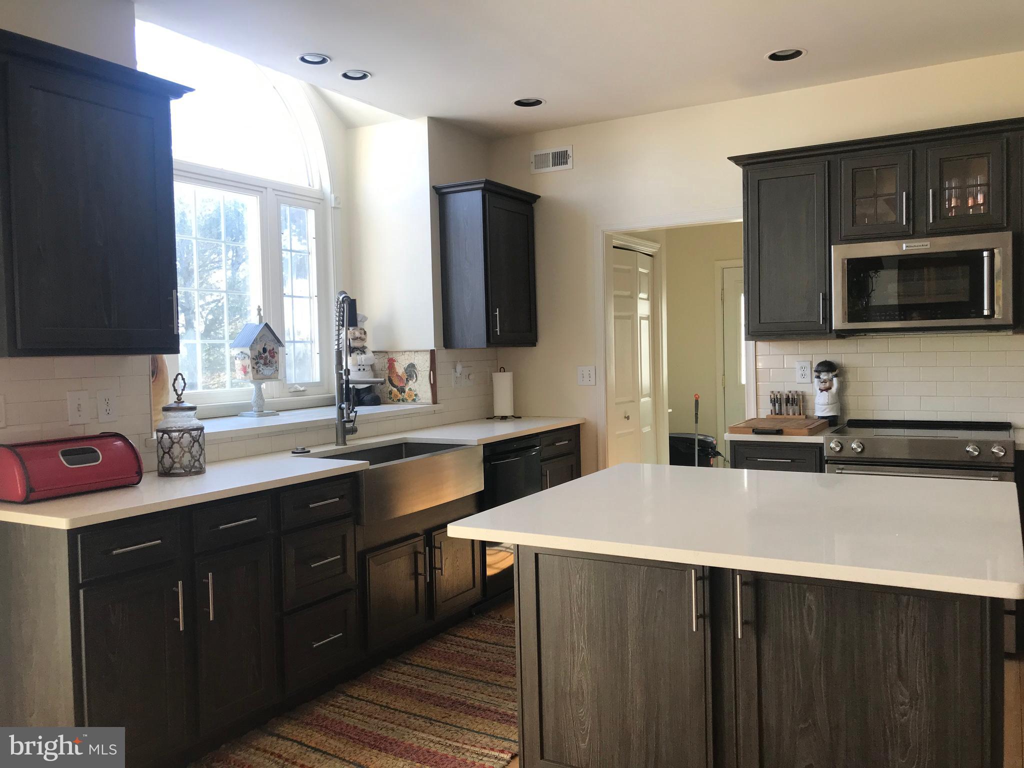 5382 Windtree Drive Doylestown, PA 18902 - Photo 13 of 58