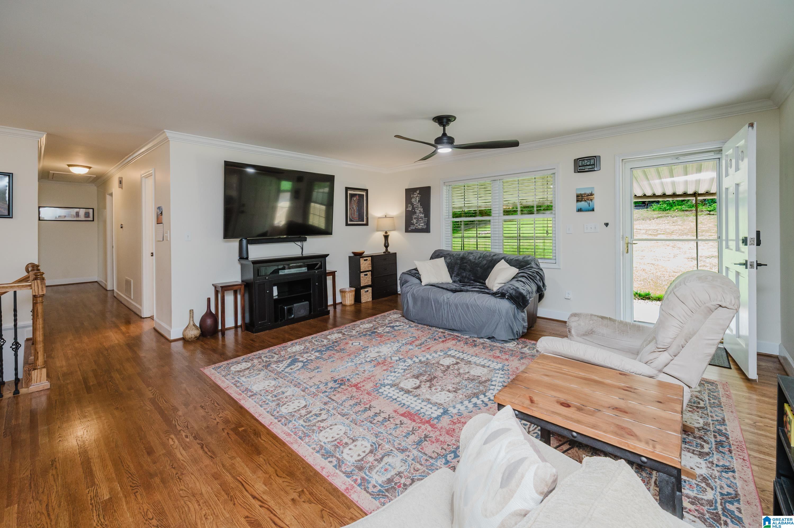 1577 Berry Road Homewood, AL 35226 - Photo 2 of 56 Gallery Image 2