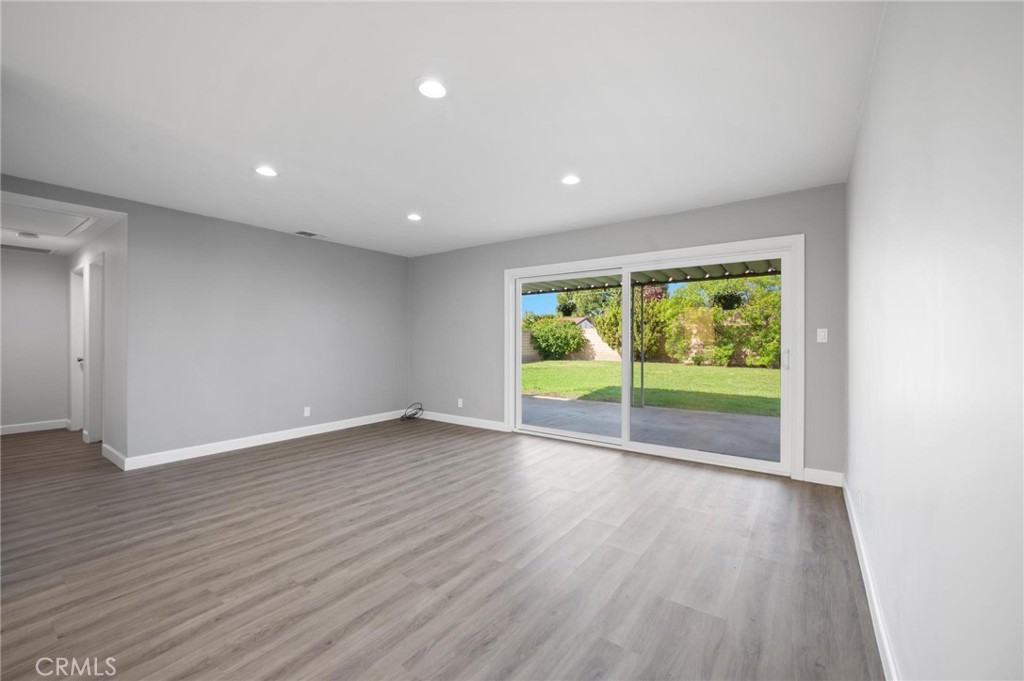 1763 Kearney Avenue Simi Valley, CA 93065 - Photo 14 of 43