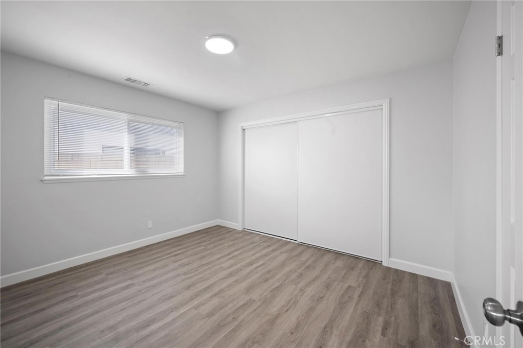 1763 Kearney Avenue Simi Valley, CA 93065 - Photo 15 of 43 Primary bedroom