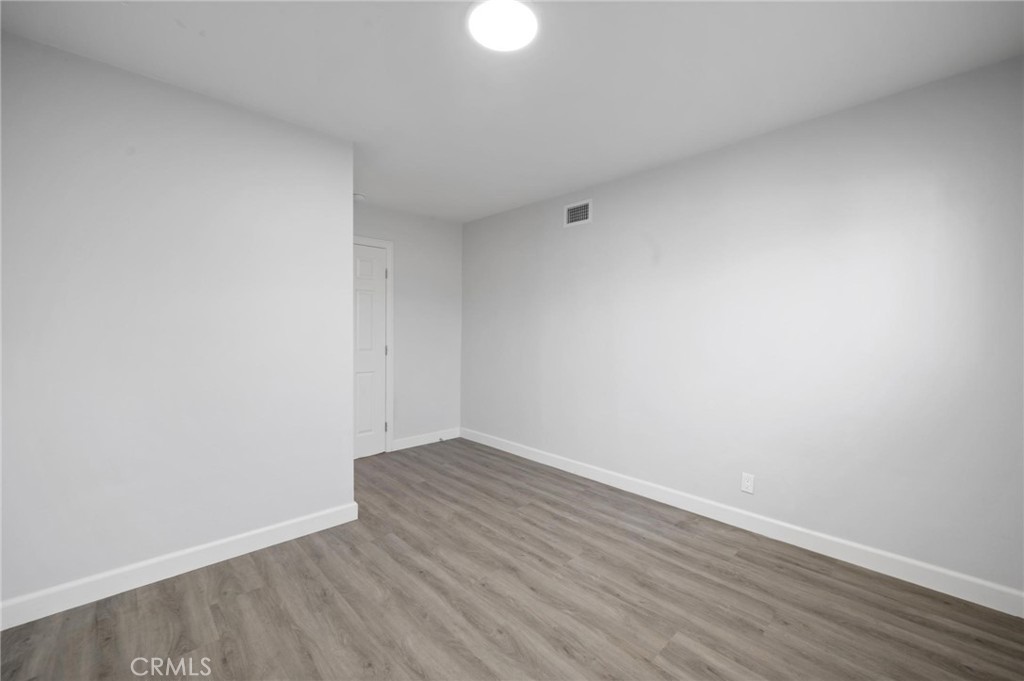 1763 Kearney Avenue Simi Valley, CA 93065 - Photo 20 of 43 Bedroom #1