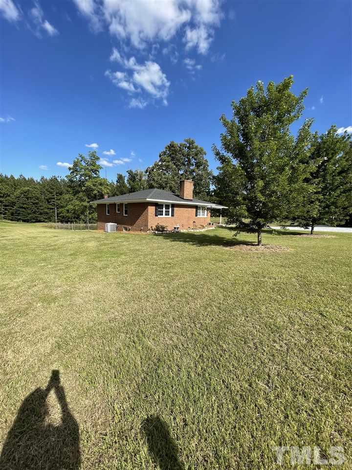 844 Oak Grove Road Roxboro, NC 27574 - Photo 5 of 24
