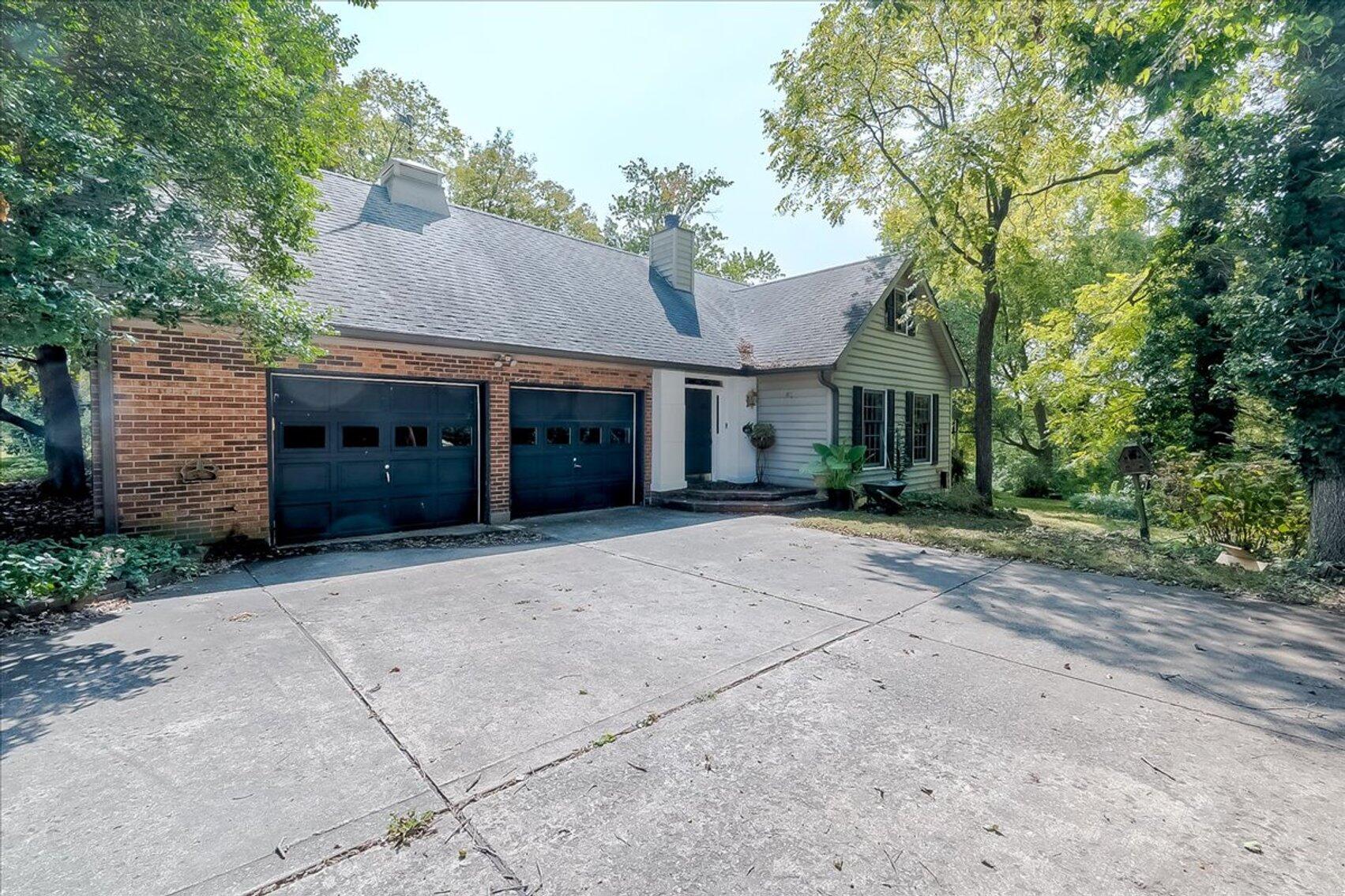 921 Walnut Road Frankfort, KY 40601 - Photo 4 of 65 side