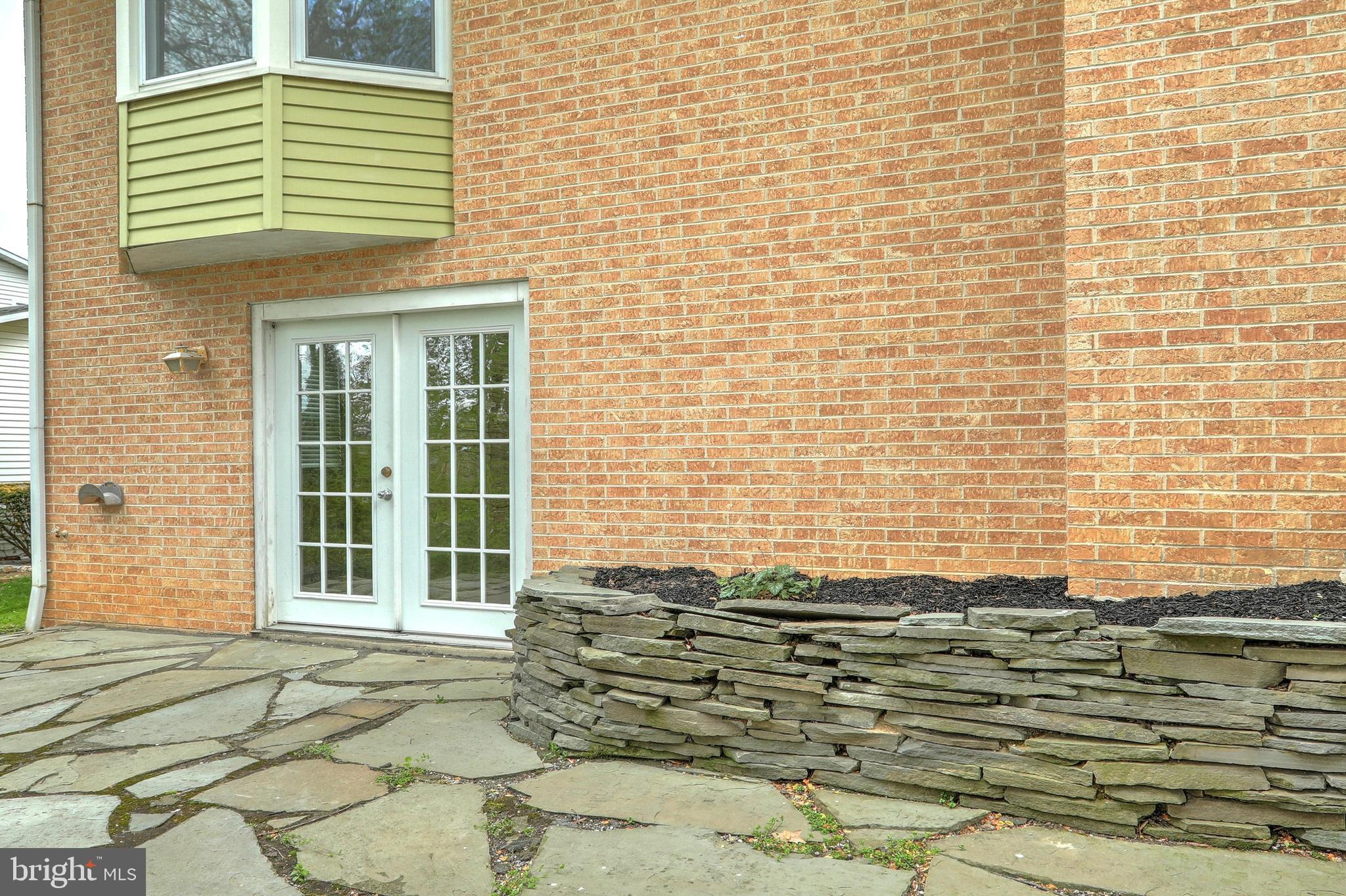 760 Plymouth Road York, PA 17402 - Photo 8 of 48 Gallery Image 8