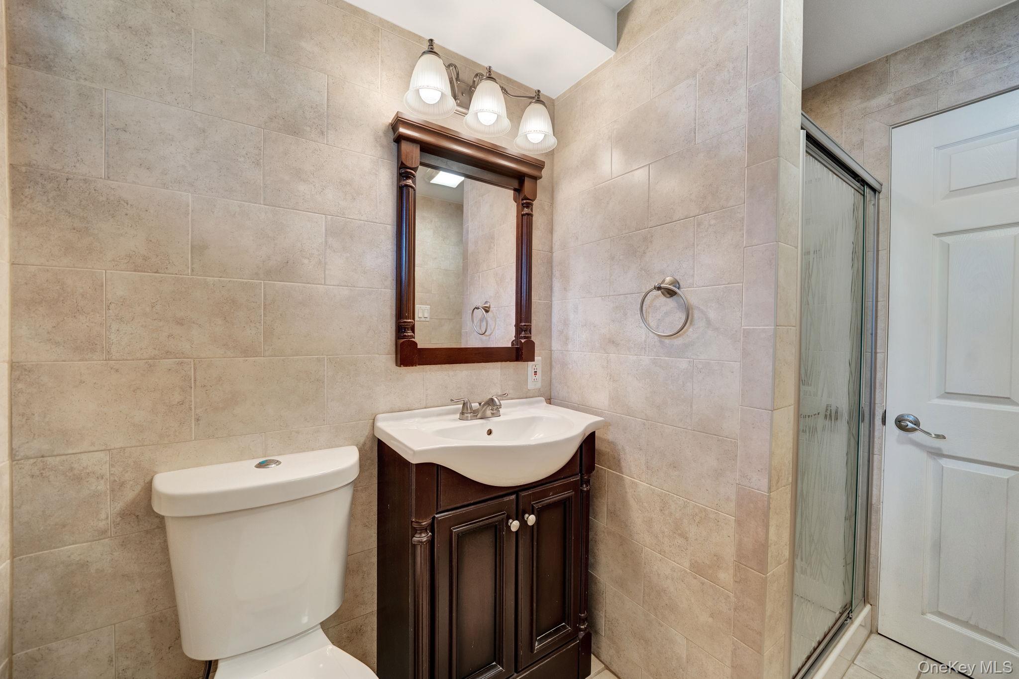 27 Pheasant Drive Commack, NY 11725 - Photo 21 of 33