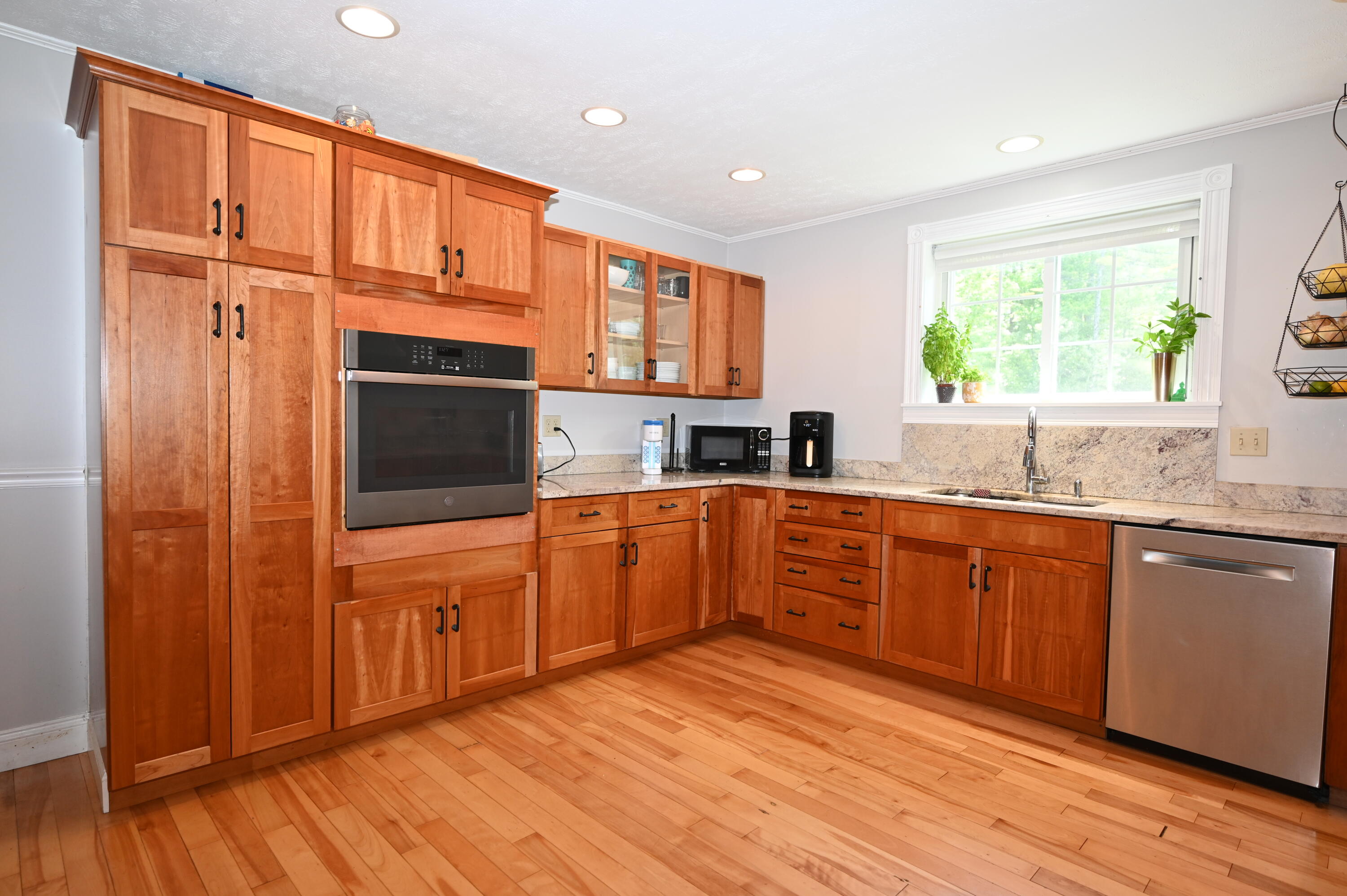 90 Lord Road Buxton, ME 04093 - Photo 23 of 50 kitchen