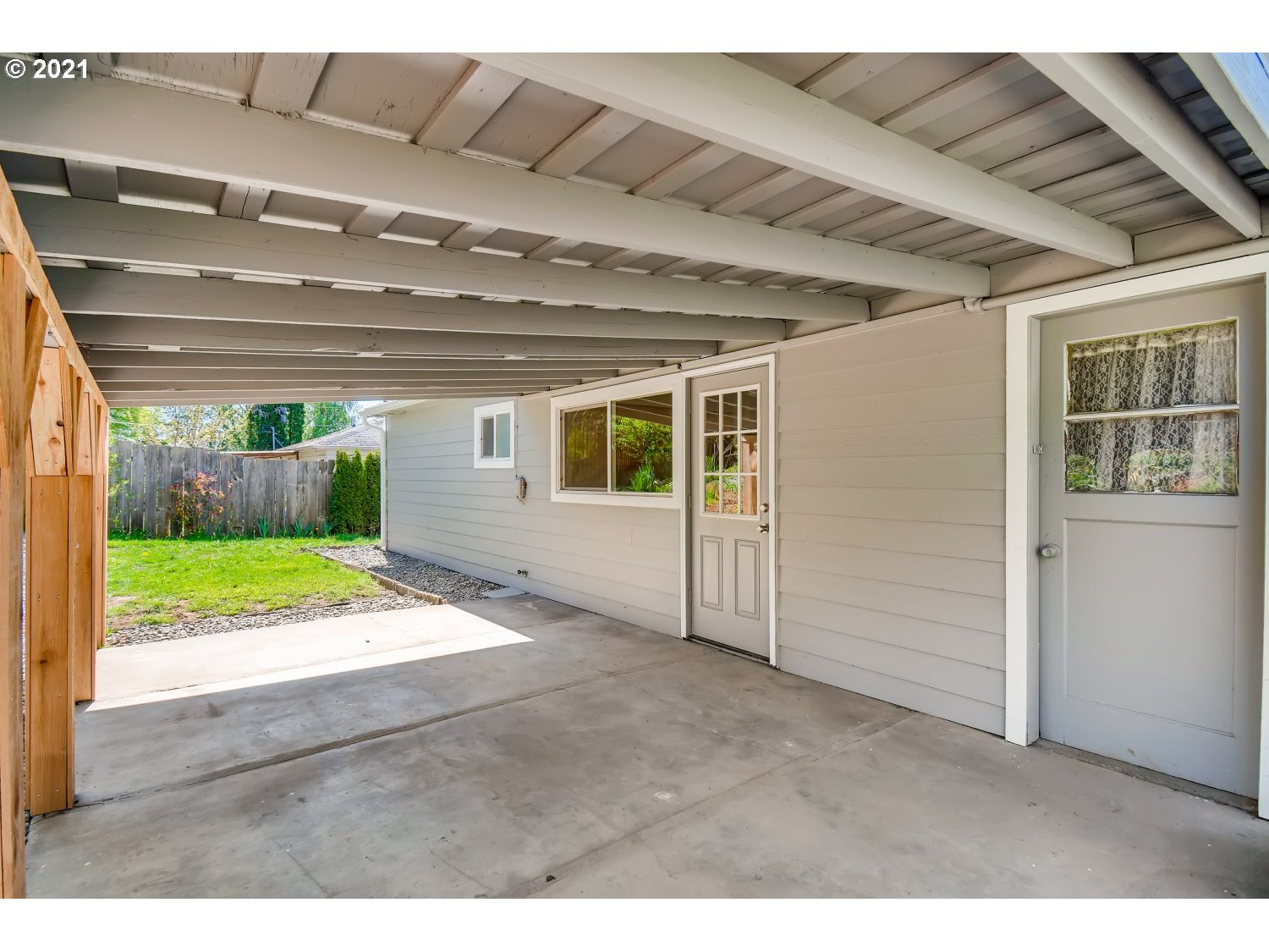 12985 Southwest Walker Road Beaverton, OR 97005 - Photo 23 of 30 Gallery Image 23