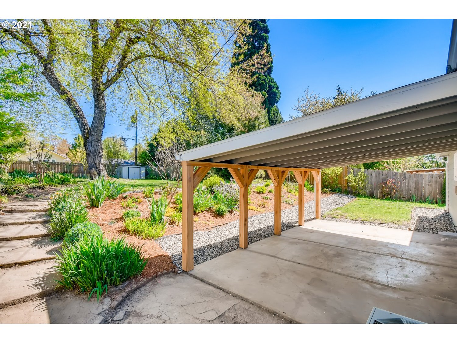 12985 Southwest Walker Road Beaverton, OR 97005 - Photo 24 of 30 Gallery Image 24