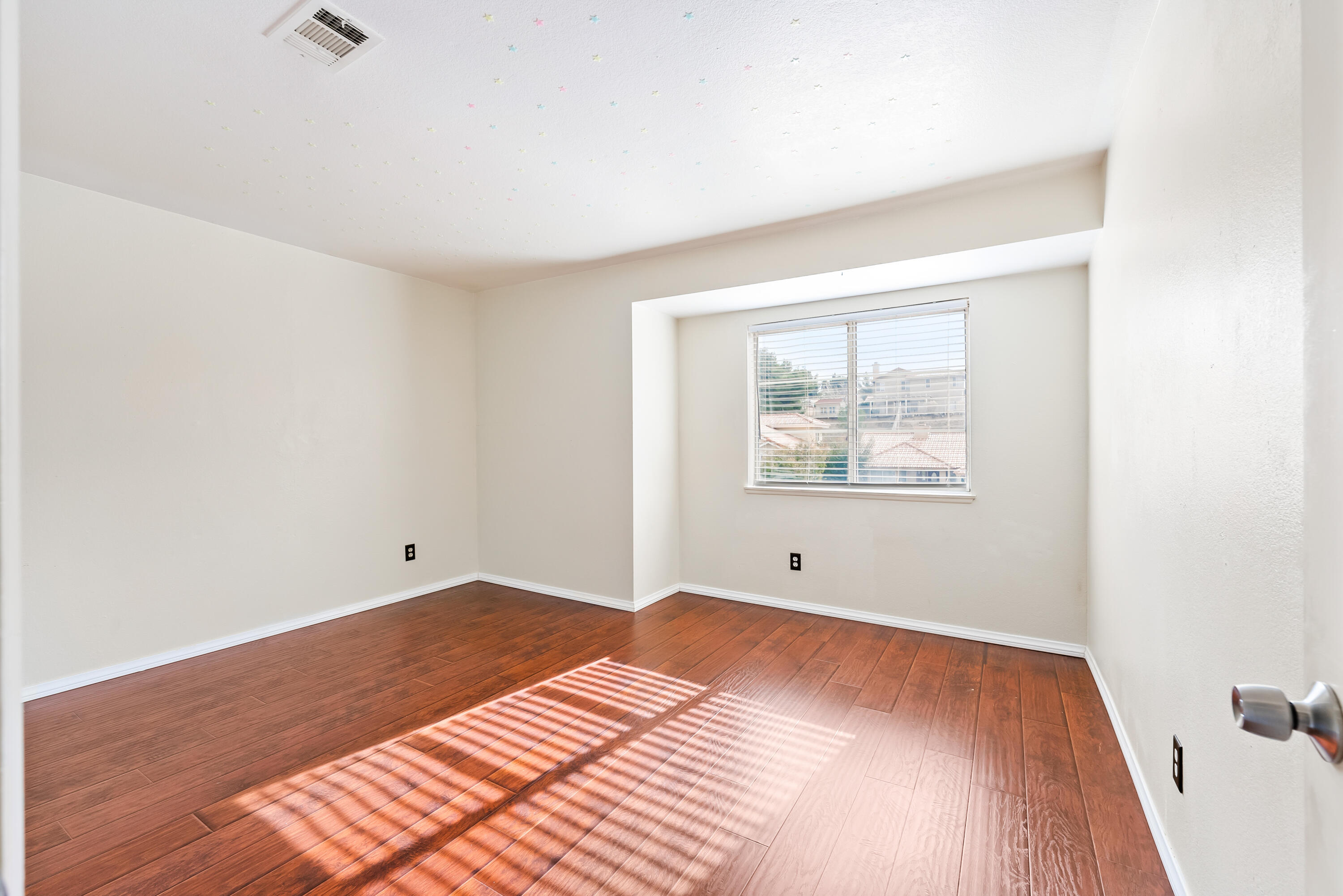 3063 Coyote Road Palmdale, CA 93550 - Photo 13 of 30 Coyote Rd-21