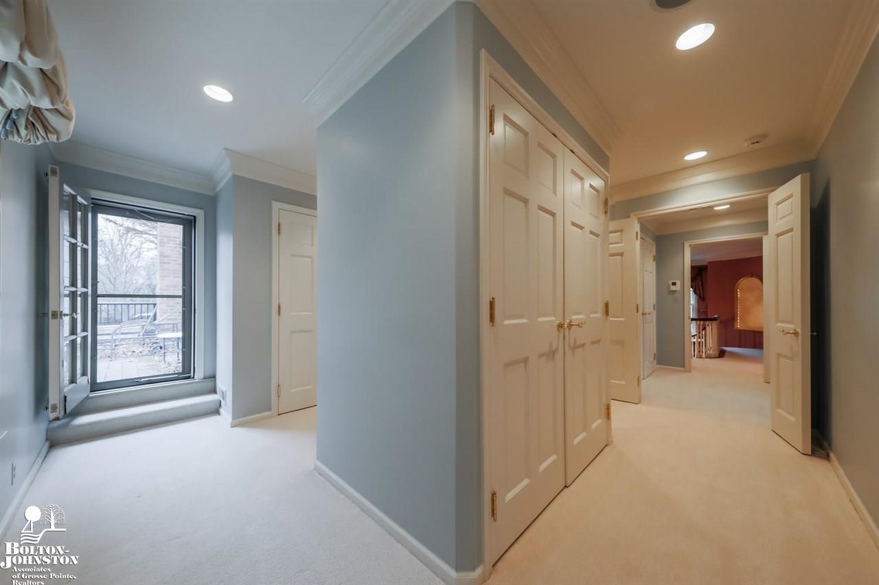 415 Lake Shore Road Grosse Pointe Farms, MI 48236 - Photo 26 of 41