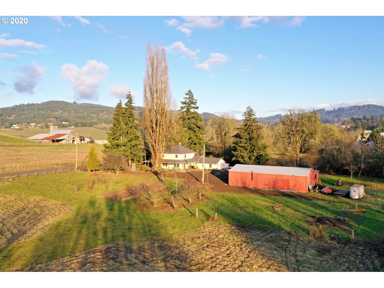 41300 Southwest Laurelwood Road Gaston, OR 97119 - Photo 8 of 29 a view of a city
