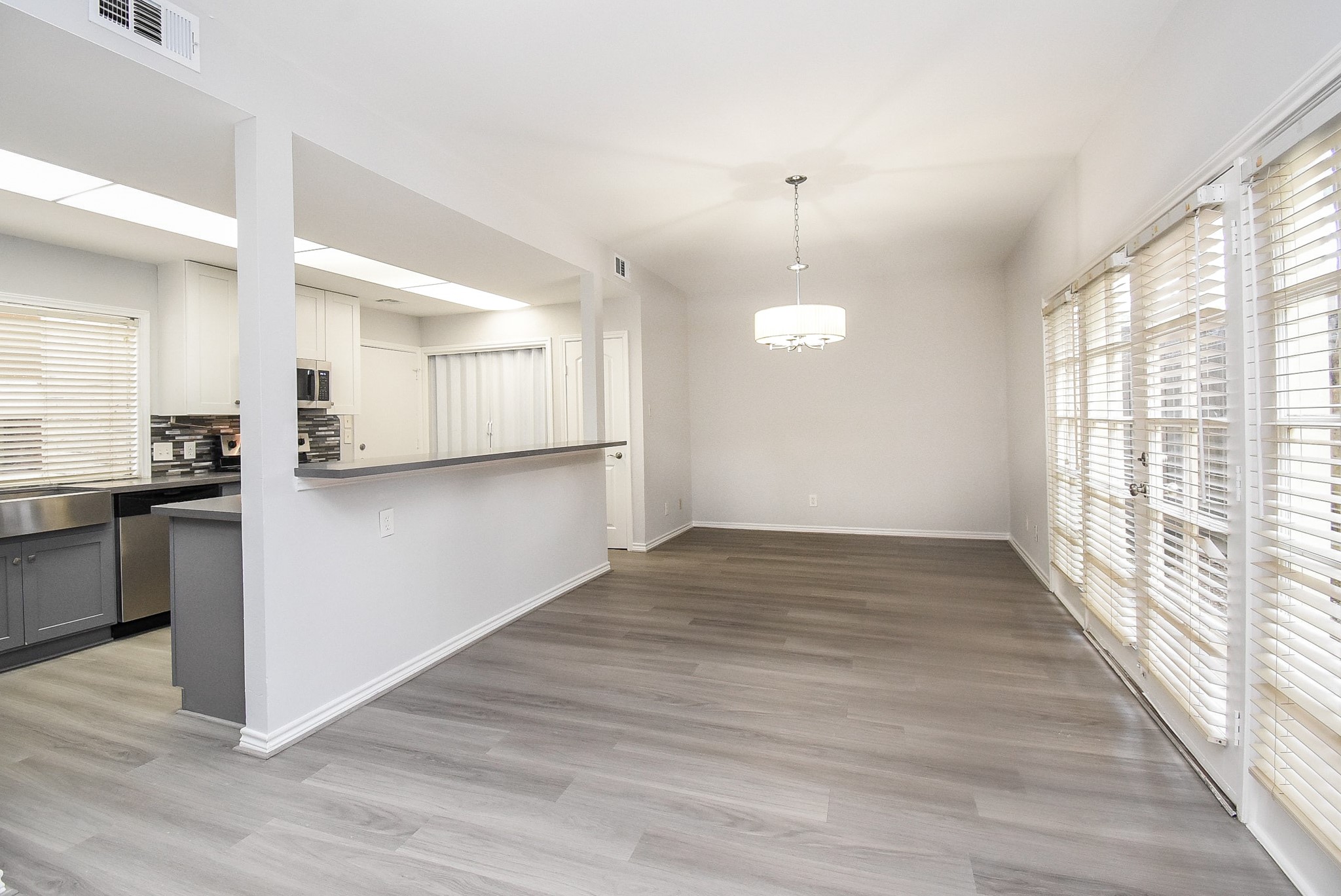 201 Vanderpool Lane, Unit 113 Houston, TX 77024 - Photo 15 of 47