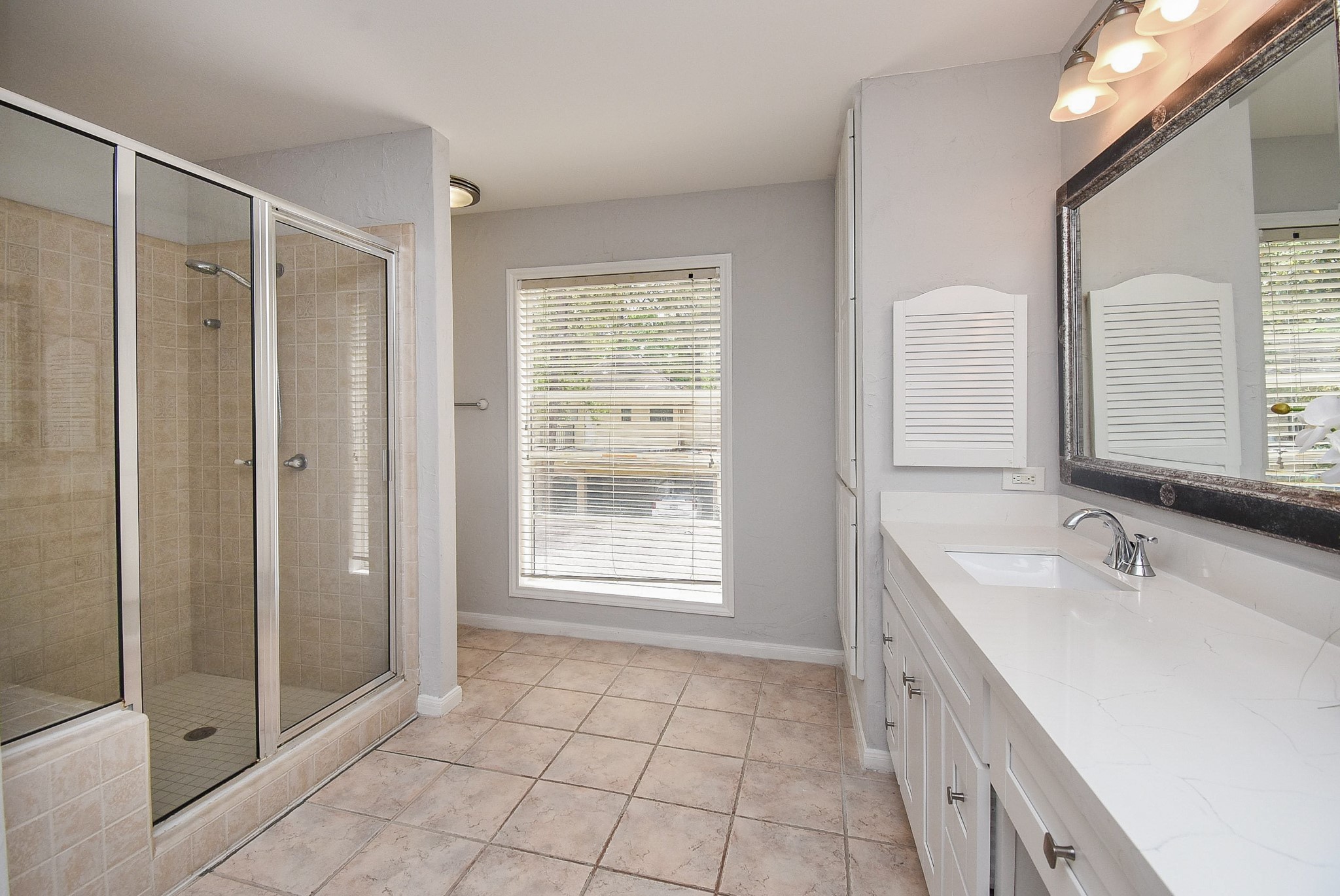 201 Vanderpool Lane, Unit 113 Houston, TX 77024 - Photo 30 of 47