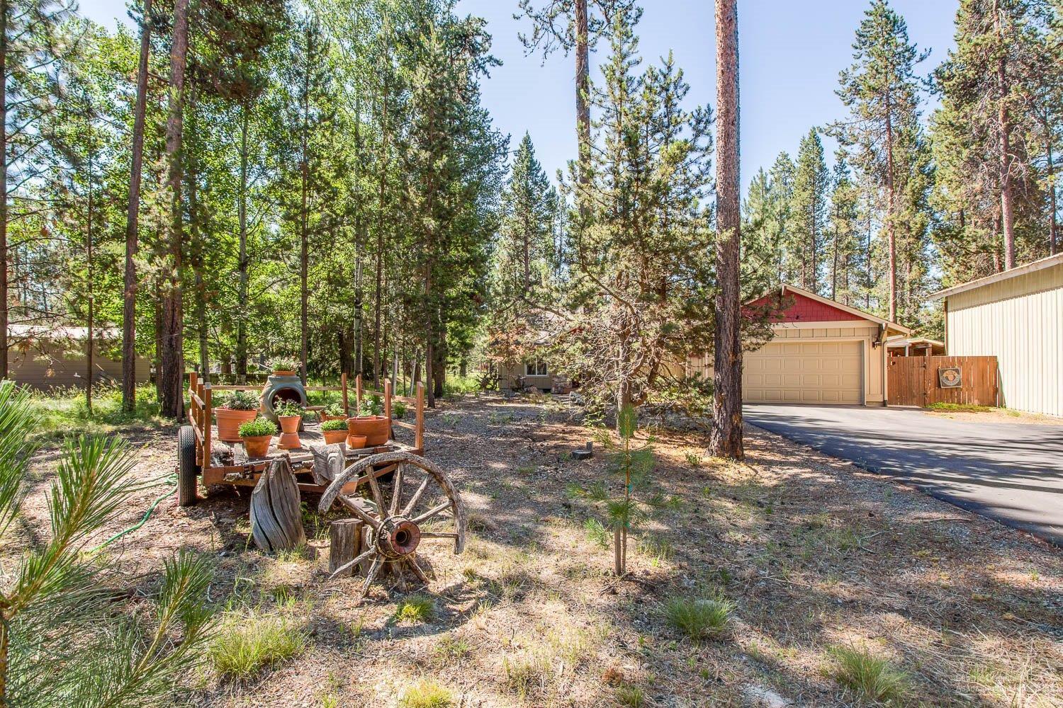 17147 Upland Road Bend, OR 97707 - Photo 23 of 24 Additional Photo