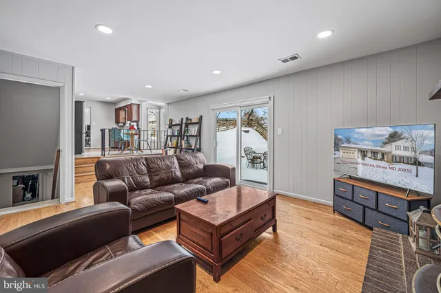 $675,000 | 3205 Llewellyn Field Road, Olney, MD 20832