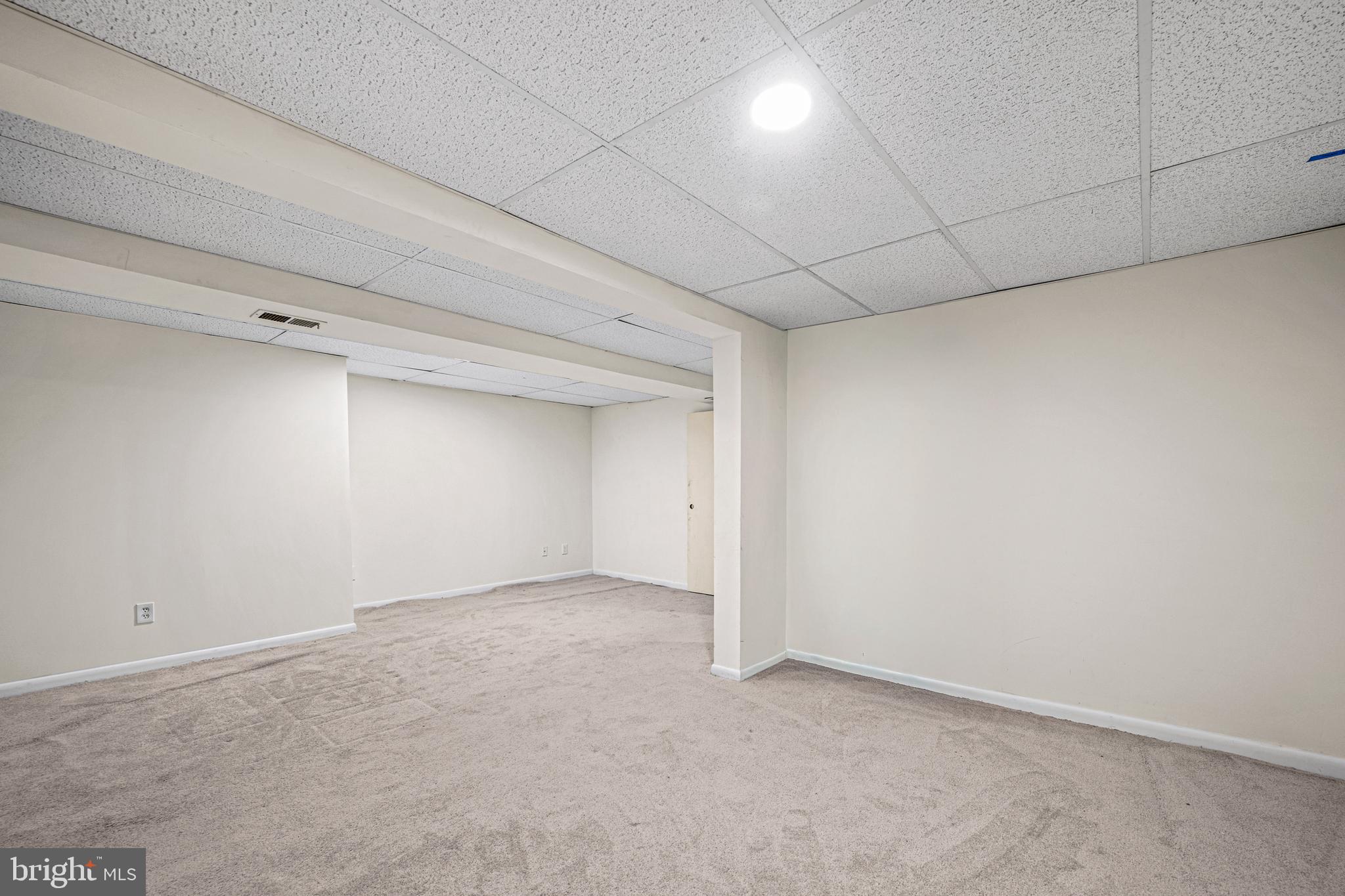 3205 Llewellyn Field Road Olney, MD 20832 - Photo 27 of 39 a view of an empty room