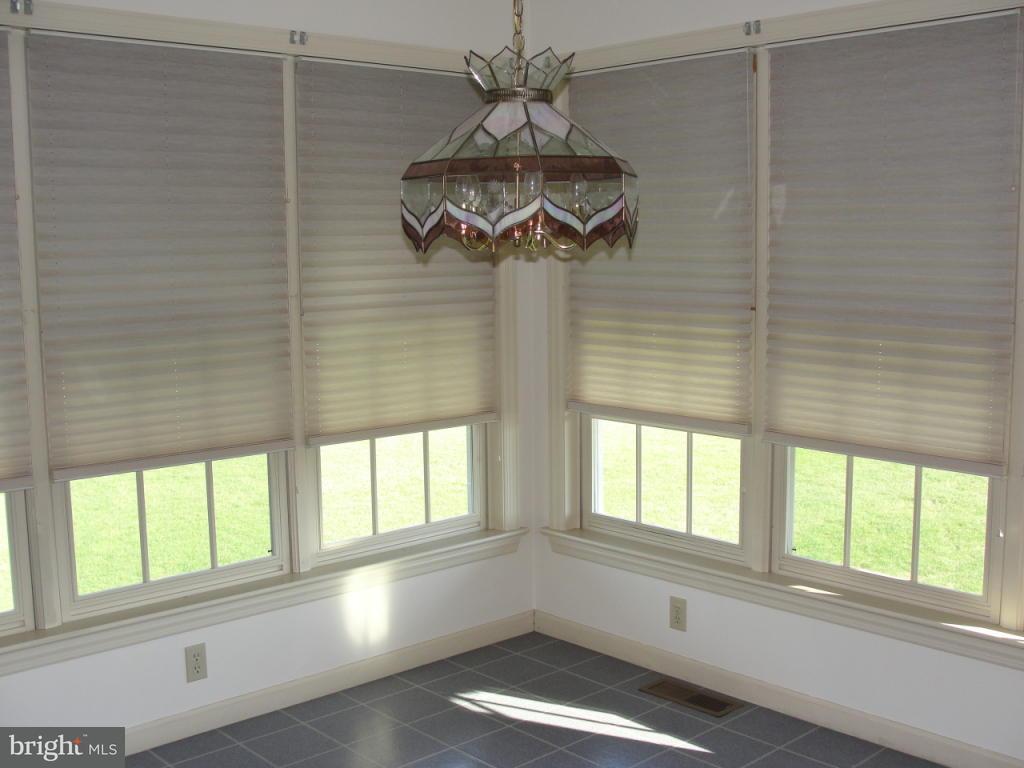 624 Shultz Road Washington Boro, PA 17582 - Photo 6 of 9