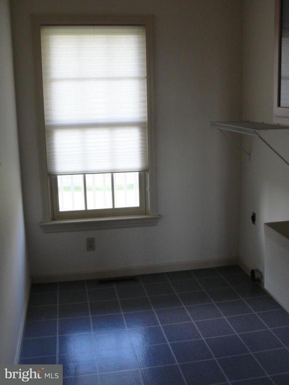 624 Shultz Road Washington Boro, PA 17582 - Photo 7 of 9