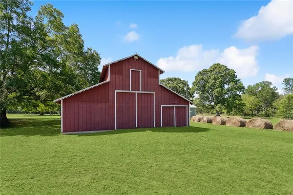 $540,000 | 13095 Joiner Road, Folsom, LA 70437
